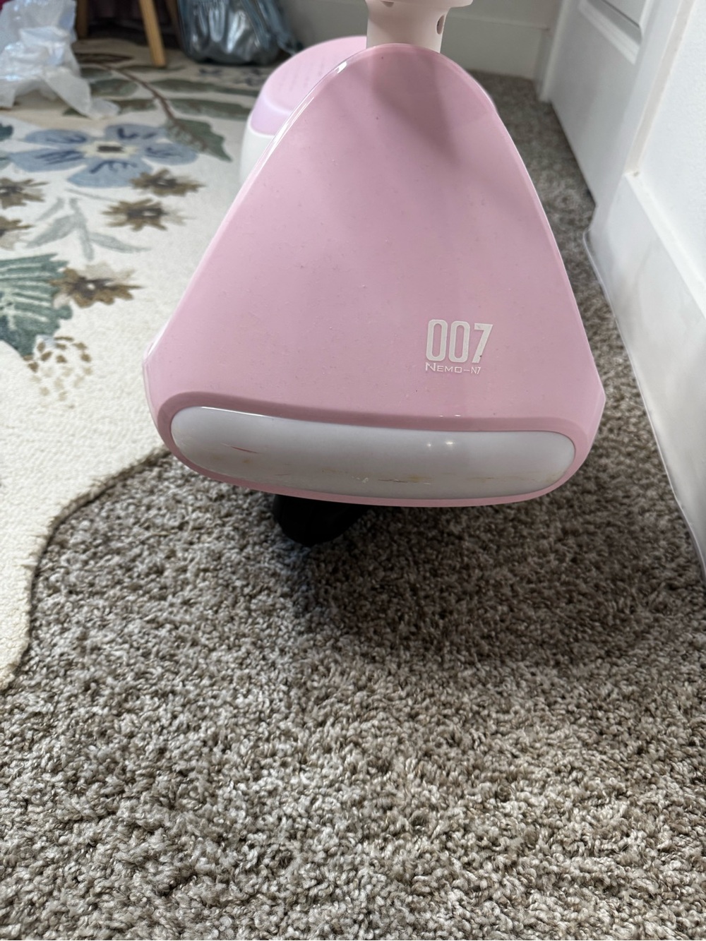 FanttikRide Pink Kids Electric Wiggle Ride-On Car - Picture 3 of 7